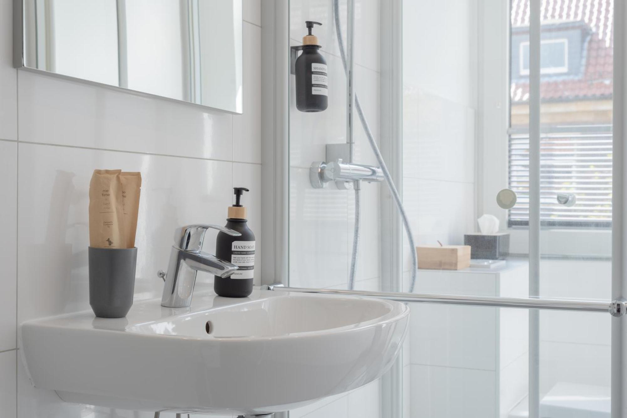 Modernes Apartment In Top Lage Komfortabel Eingerichtet Mit Arbeitsplatz Und Kueche - Geibelsuite Hanower Zewnętrze zdjęcie